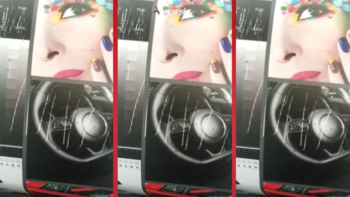 Cetak UV di Media Licin Mengapa Mudah Rontok?