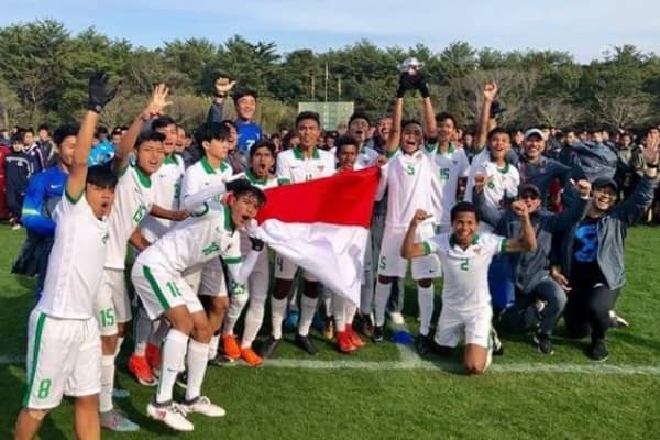 Laysander Target Pasar Bisnis Jersey komunitas bola idntimes