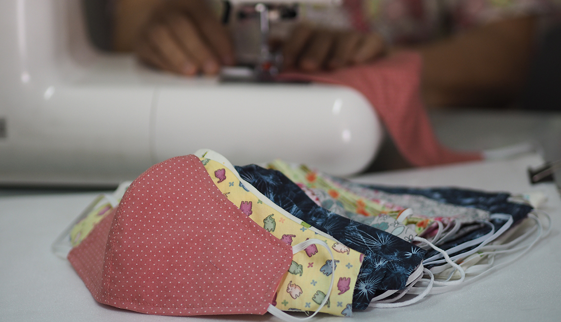 Tips Memulai Bisnis Unik di Tengah Pandemi, Custom Print Masker Kain